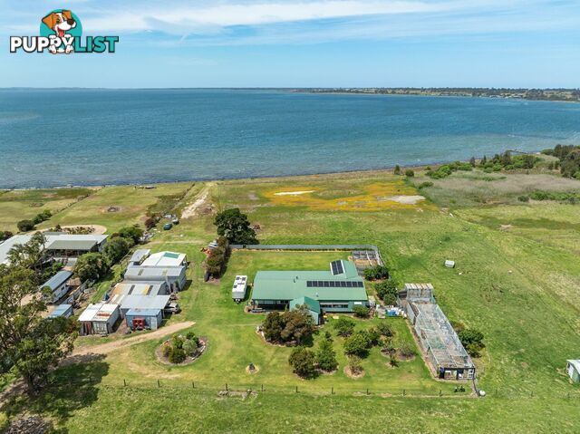 90 Rivermouth Road EAGLE POINT VIC 3878