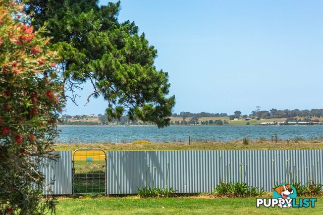 90 Rivermouth Road EAGLE POINT VIC 3878