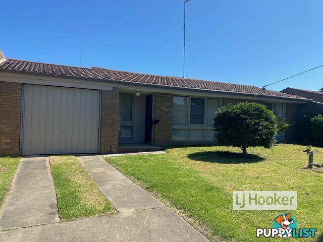 Unit 2/27 King Street PAYNESVILLE VIC 3880