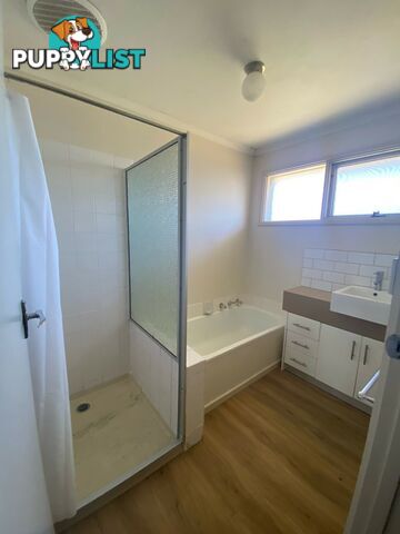 Unit 2/27 King Street PAYNESVILLE VIC 3880
