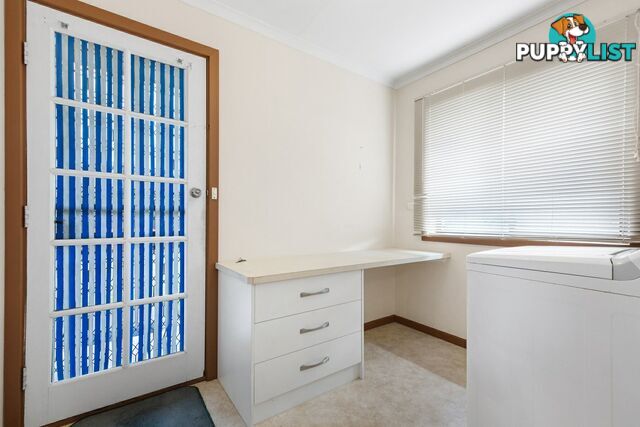 2/33 Newton Close PAYNESVILLE VIC 3880