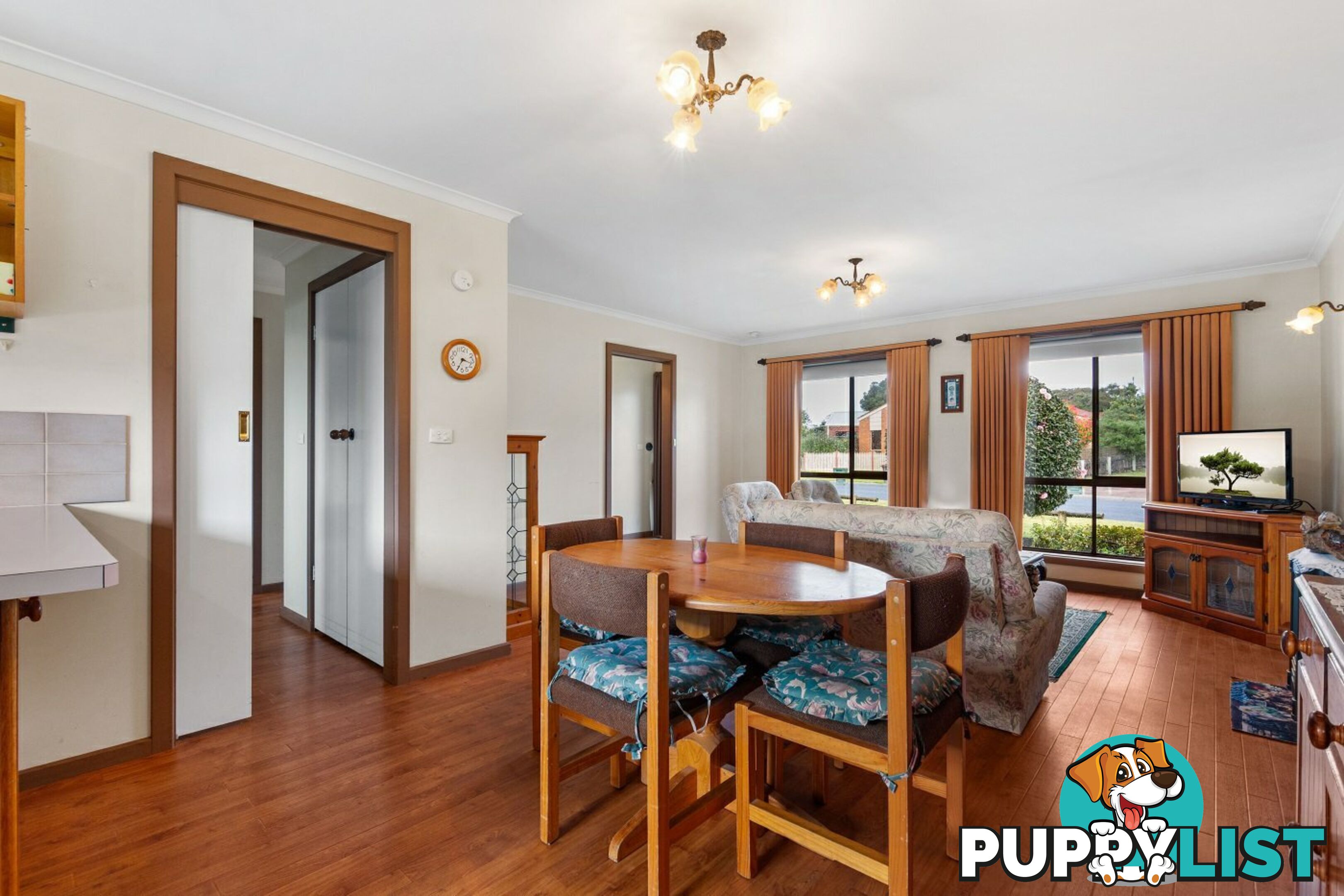 2/33 Newton Close PAYNESVILLE VIC 3880