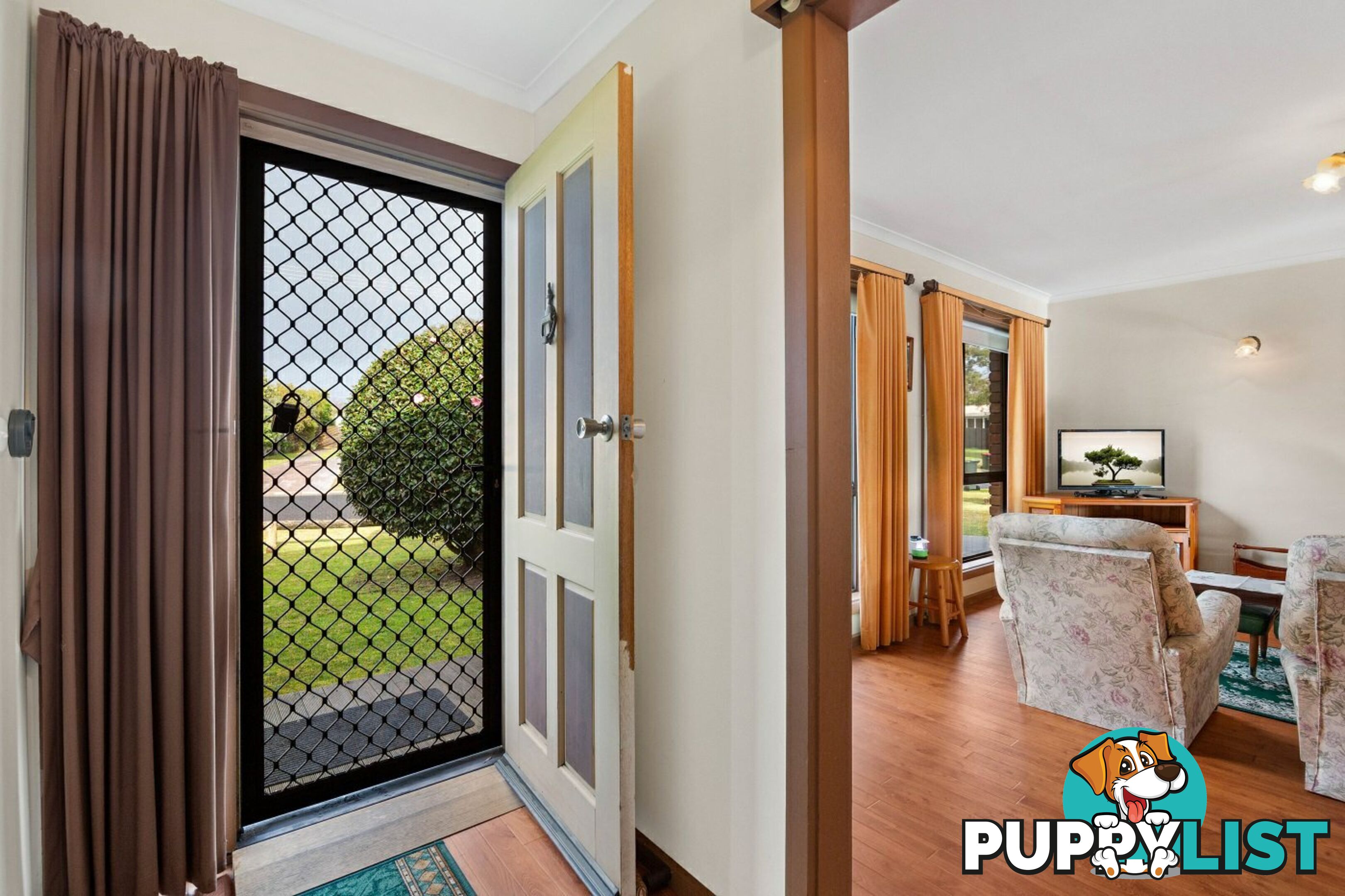 2/33 Newton Close PAYNESVILLE VIC 3880