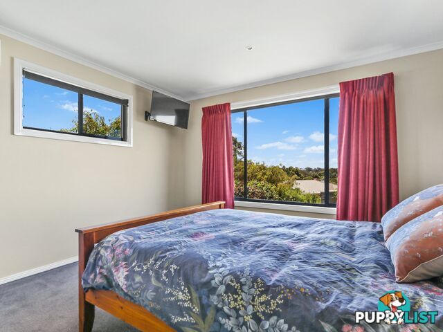 4 Cluster Court NEWLANDS ARM VIC 3875