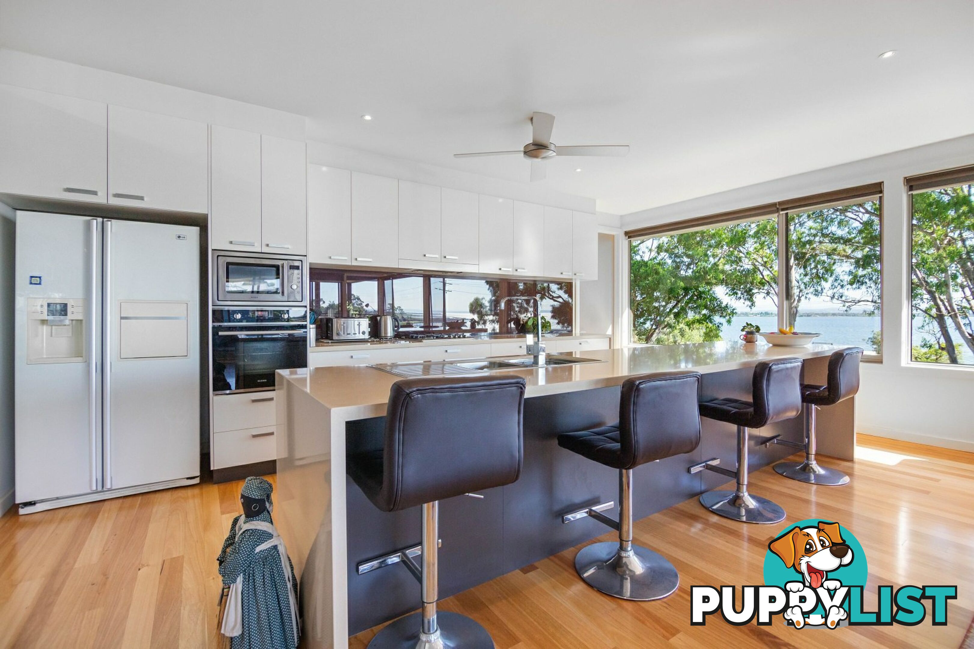 176 Bay Road EAGLE POINT VIC 3878