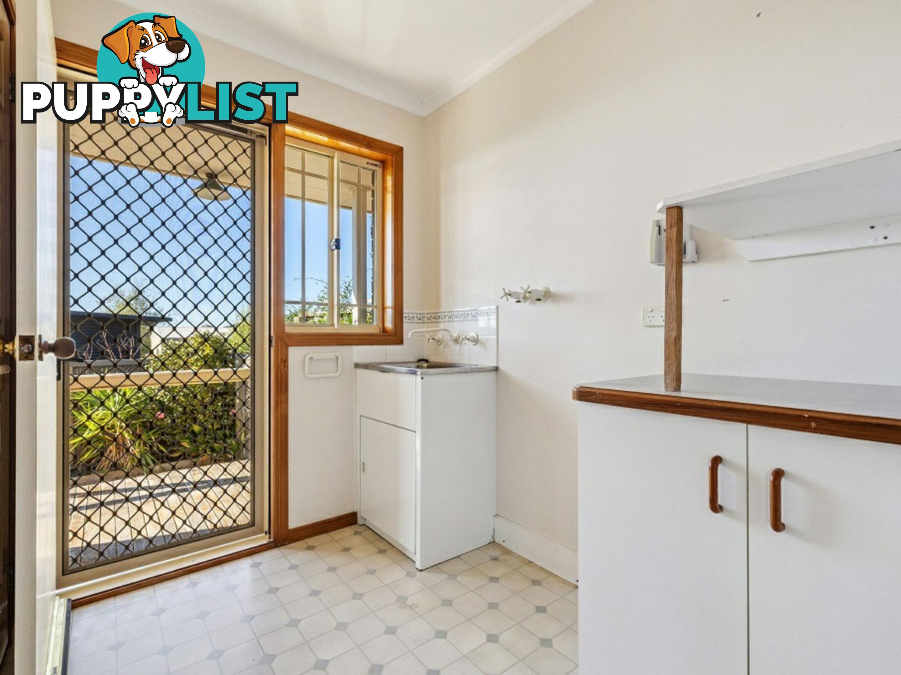 Unit 12/5 Canal Road PAYNESVILLE VIC 3880