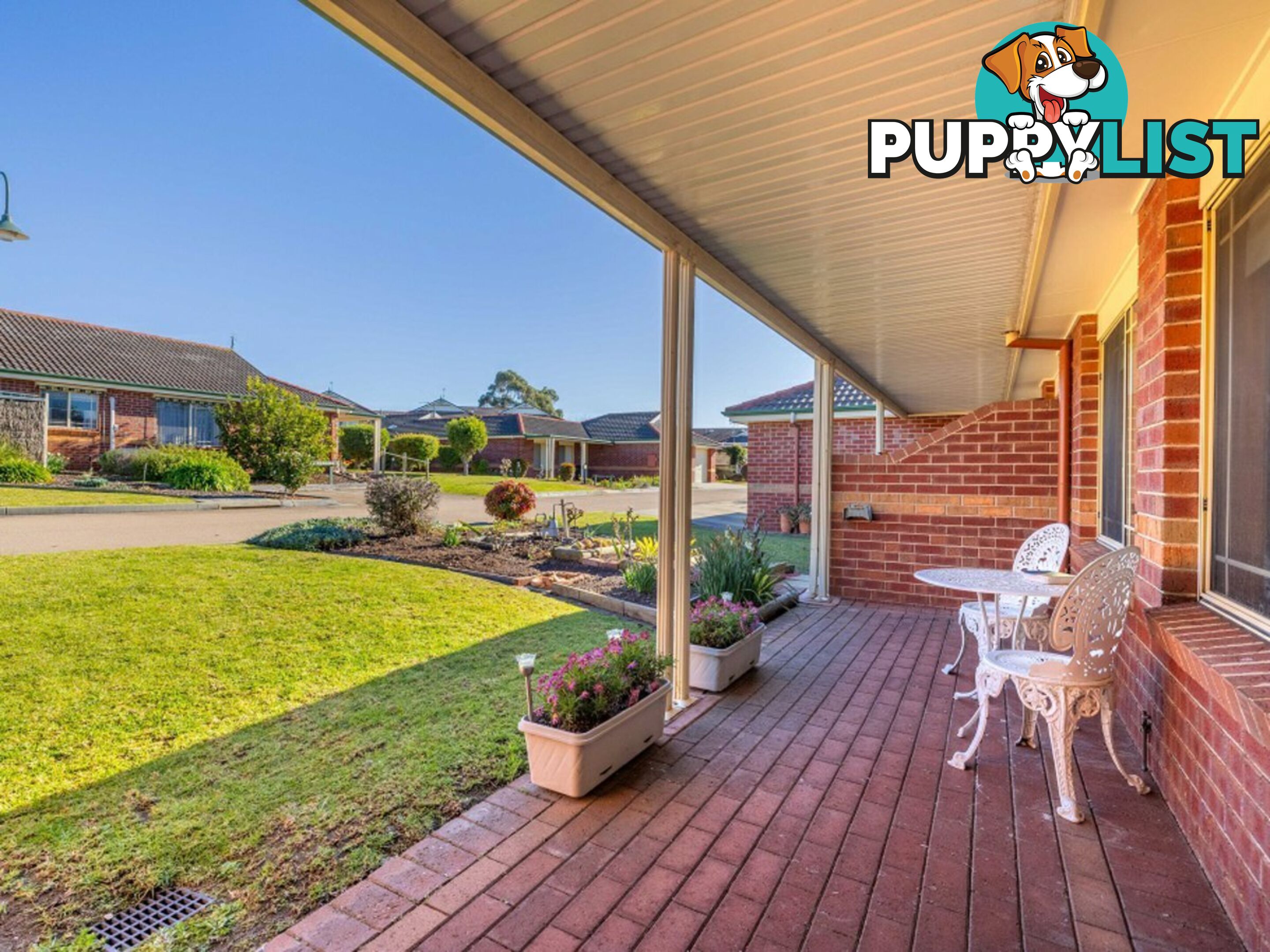 Unit 12/5 Canal Road PAYNESVILLE VIC 3880