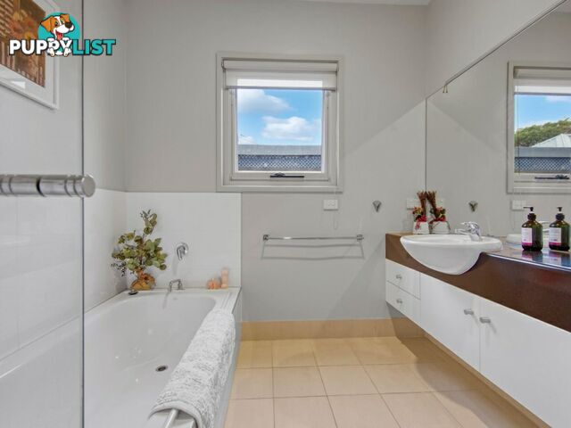 14 Kellina Court PAYNESVILLE VIC 3880