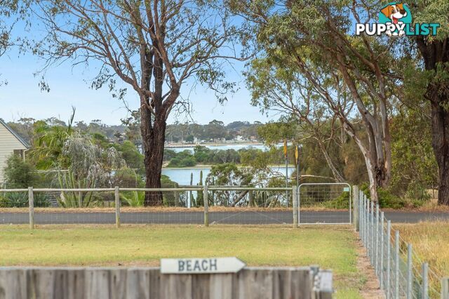 18 Landfall Avenue NEWLANDS ARM VIC 3875