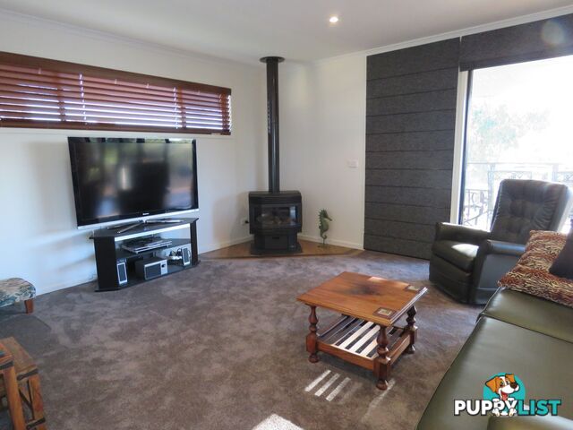 3 Acrux Drive NEWLANDS ARM VIC 3875