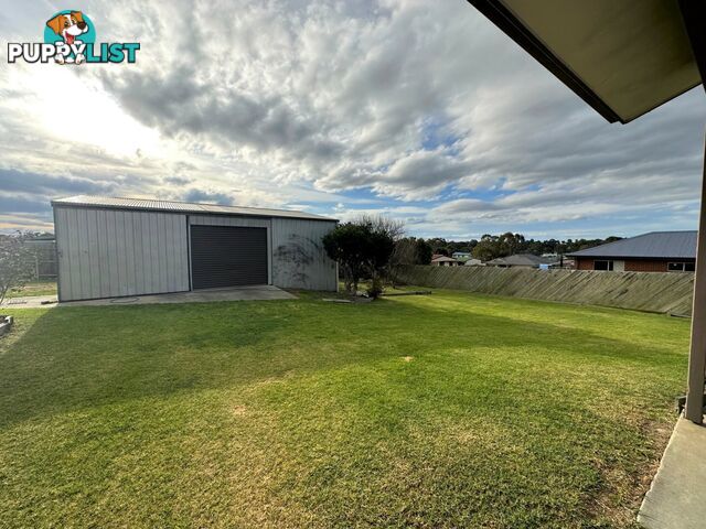 9 Midway Avenue NEWLANDS ARM VIC 3875