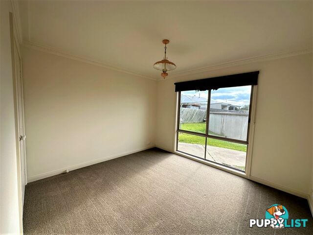 9 Midway Avenue NEWLANDS ARM VIC 3875