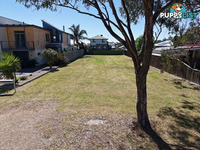 7 Green Court EAGLE POINT VIC 3878