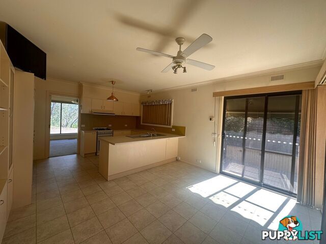 50 Newlands Drive PAYNESVILLE VIC 3880
