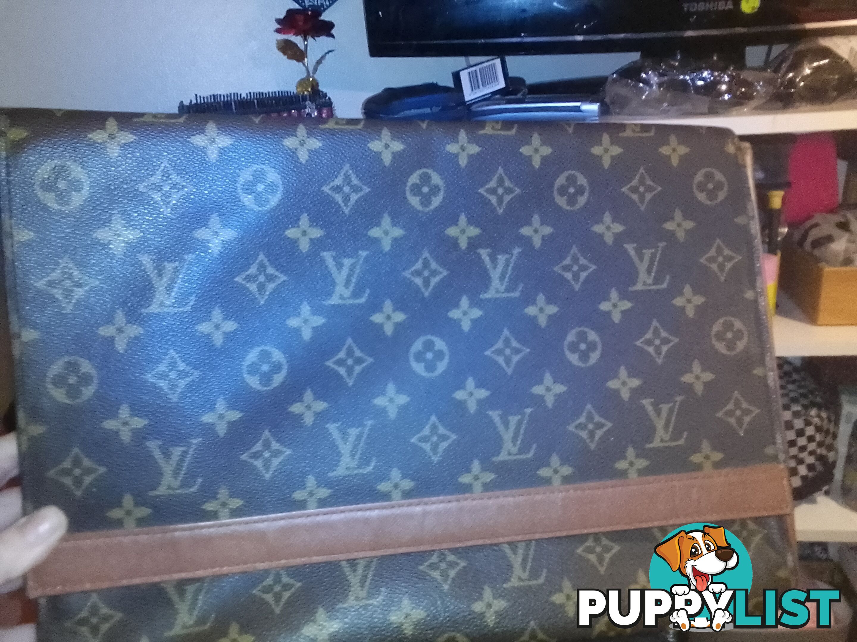 Genuine lui Vuitton book bag