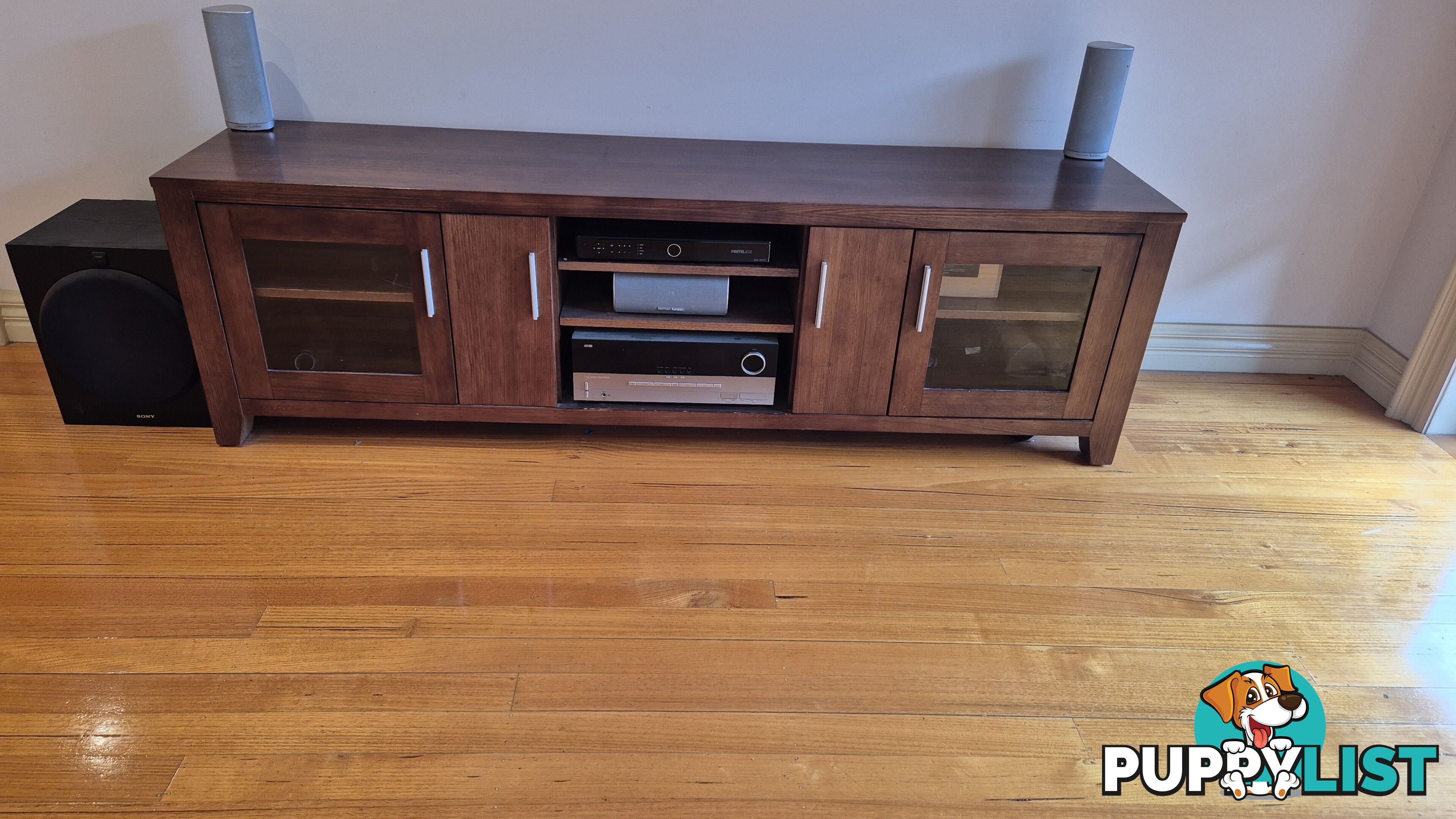 Timber TV Unit -Excellent Condition