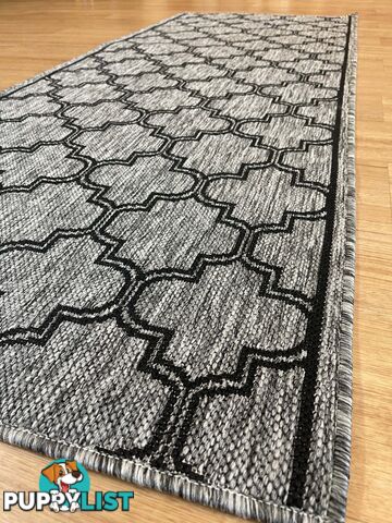 Moroccan Grey Black Hall Runner Non-Slip 80cm Wide 10M  - 2534 Grey Black (DM9 E)