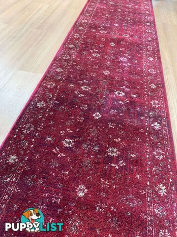 Tavarnelle Burgundy Cream Hallway Runner 80CM Wide 15M 