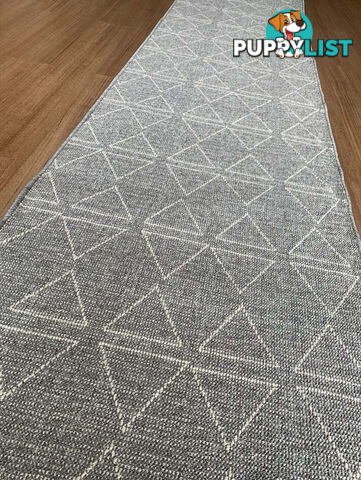 Roma Triangles Grey Hallway Runner 80CM Wide 3M  - AQABA GREY SUGAR 80CM