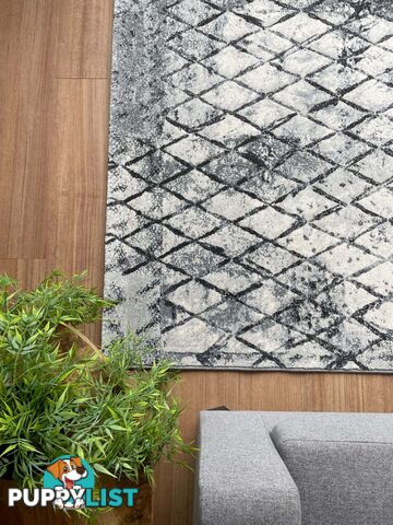 Kensington Lattice 240 x 330CM  - KENSINGTON LATTICE