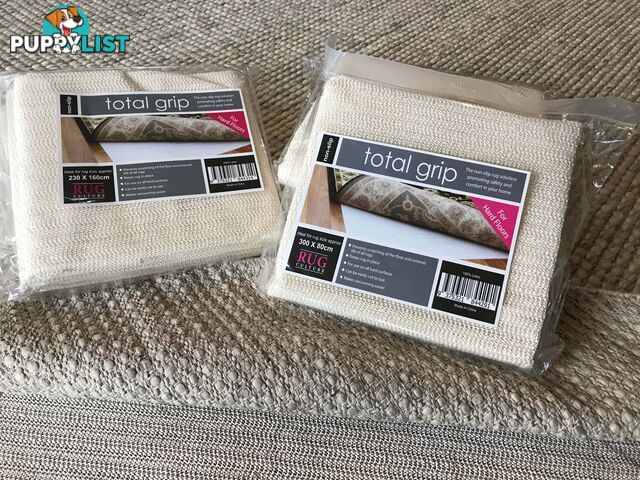 Total Grip Underlay for Rugs and Hall Runners 370x230cm  - TTG-RUB-370X230