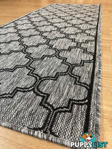 Moroccan Grey Black Hall Runner Non-Slip 80cm Wide 8M  - 2534 Grey Black (DM9 E)