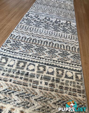 Boho Ivory Beige Hallway Runner 80CM Wide 8M  - Carvan Ivory Beige 8494