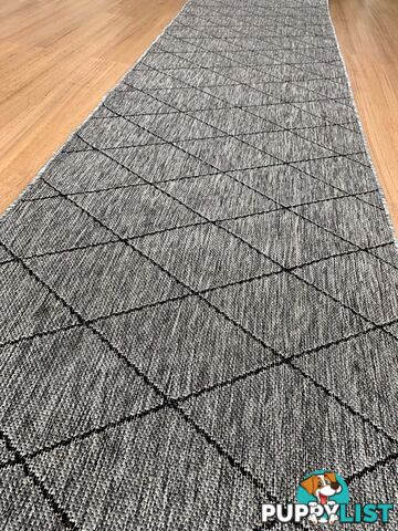 Chino 1931 Grey Black Hall Runner 80cm Wide Non-Slip 5.5M  - UPDAE SKU - 1931 Grey Black