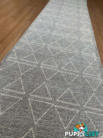 Roma Triangles Grey Hallway Runner 80CM Wide 5.5M  - AQABA GREY SUGAR 80CM