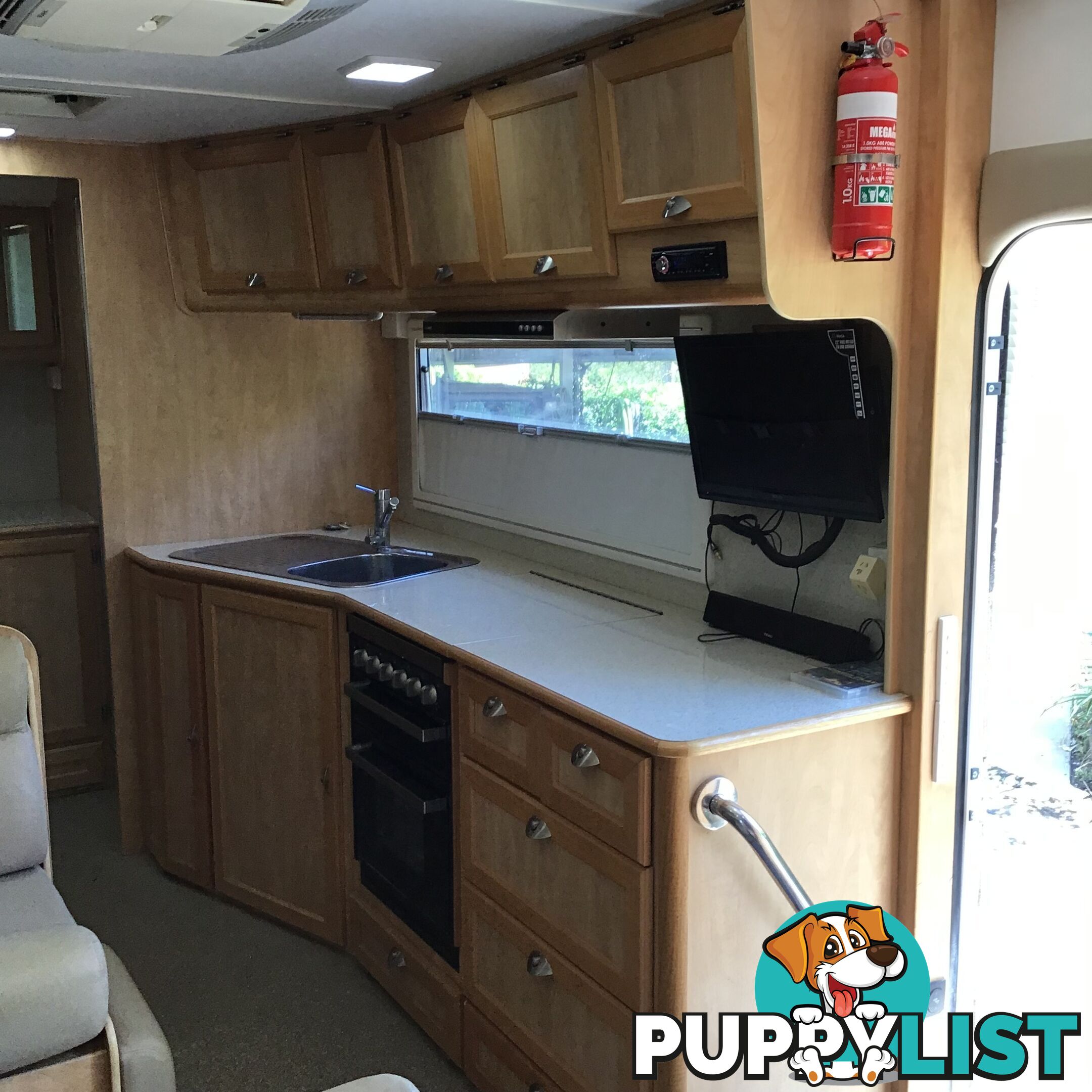 CUSTOM BUILT - LOADS OF EXTRAS -2014 Seachange QB Elite Caravans 670