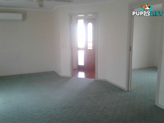 75 Cobram St BERRIGAN NSW 2712