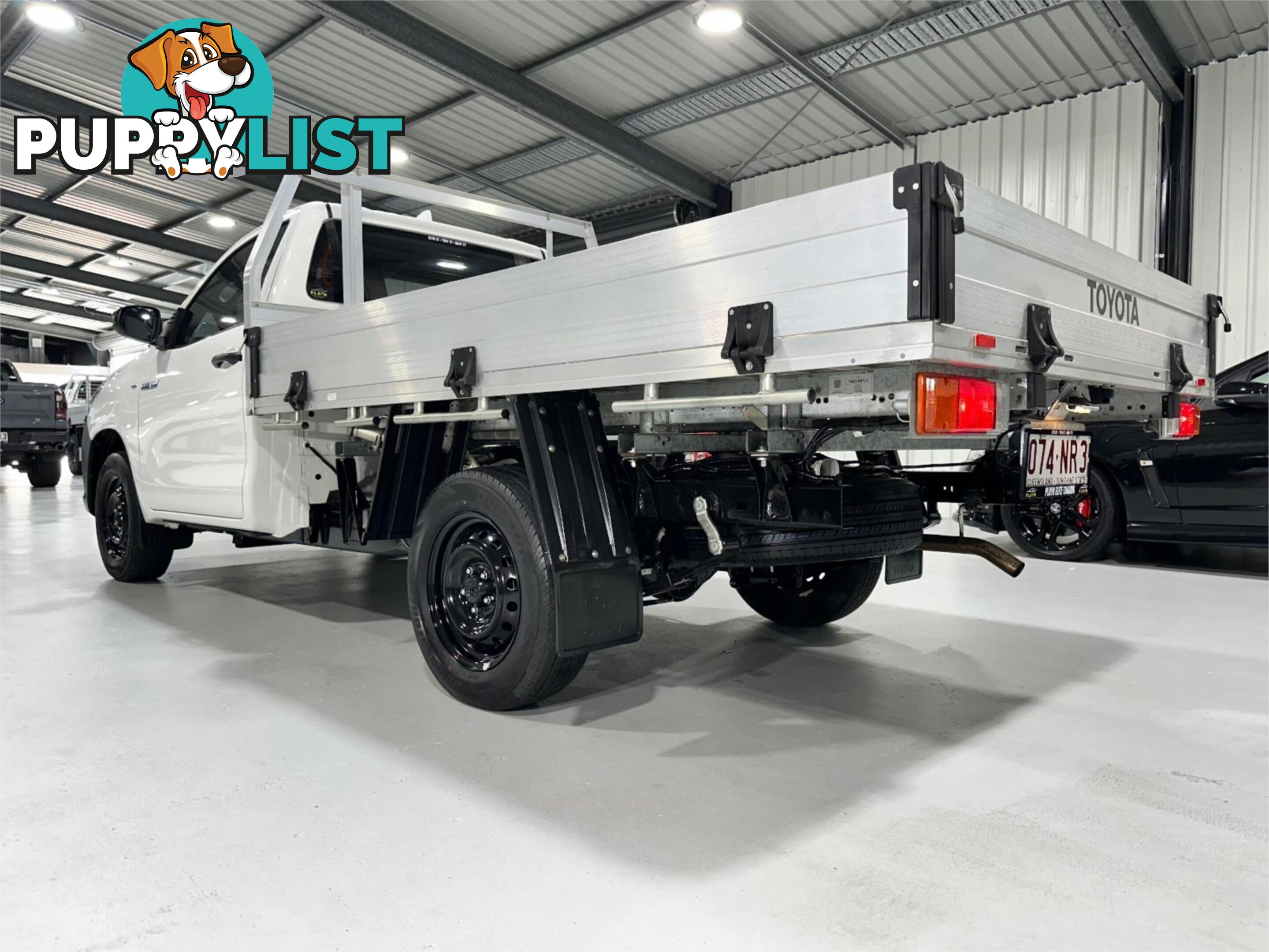2023 TOYOTA HILUX WORKMATE TGN121R CAB CHASSIS