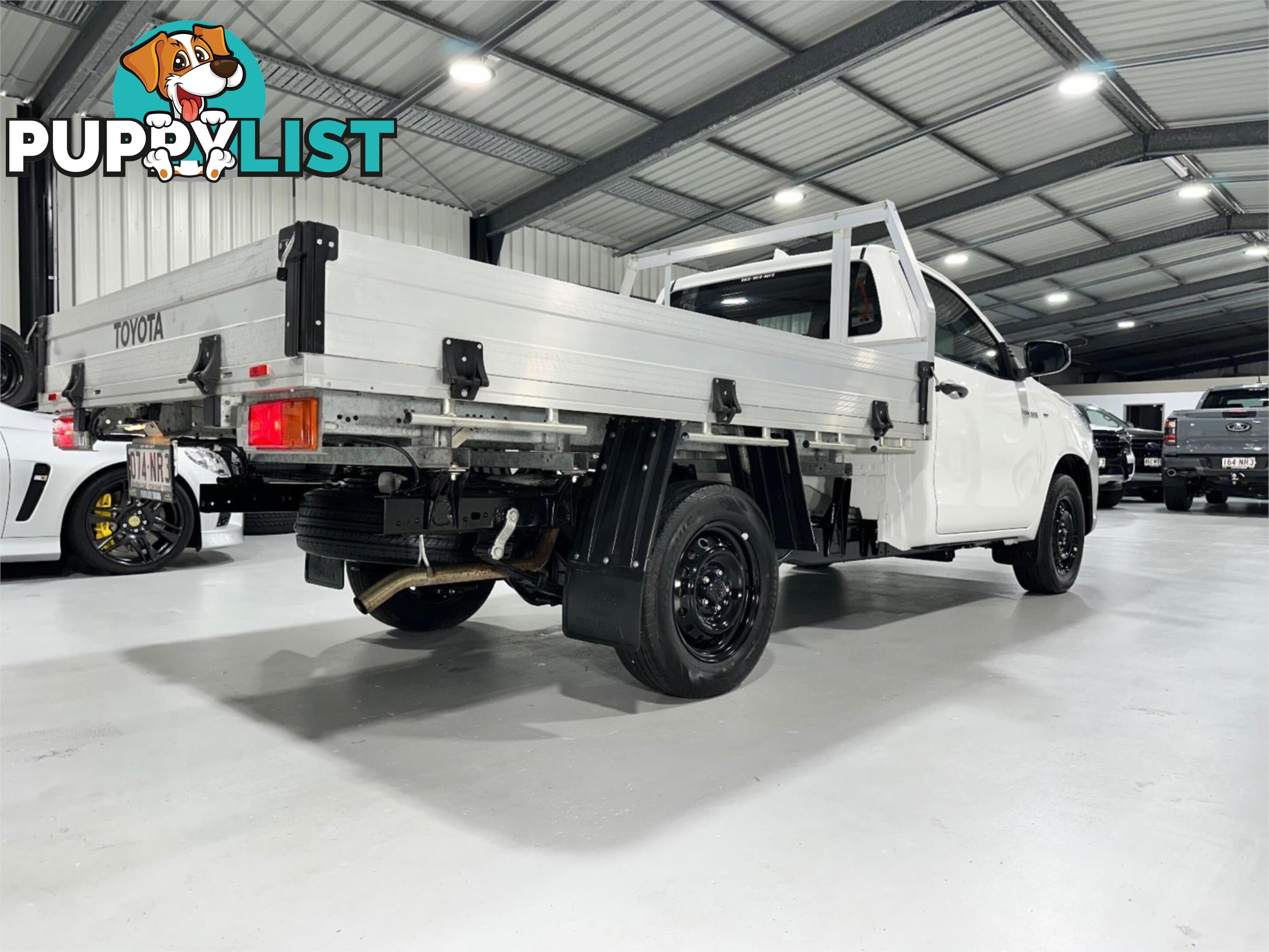 2023 TOYOTA HILUX WORKMATE TGN121R CAB CHASSIS