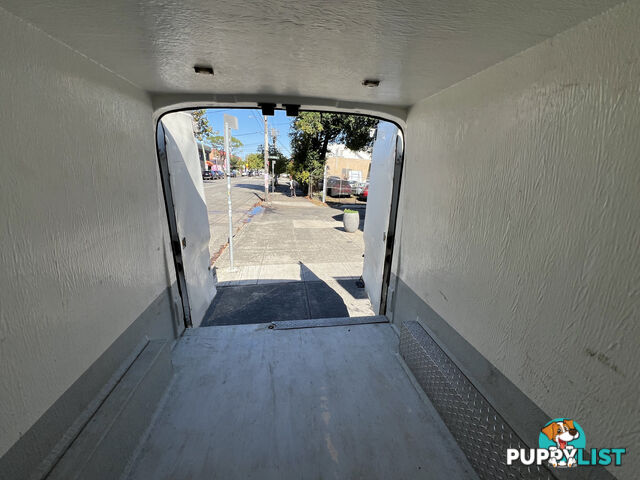 2014 Ford Transit VO 350L Van Manual