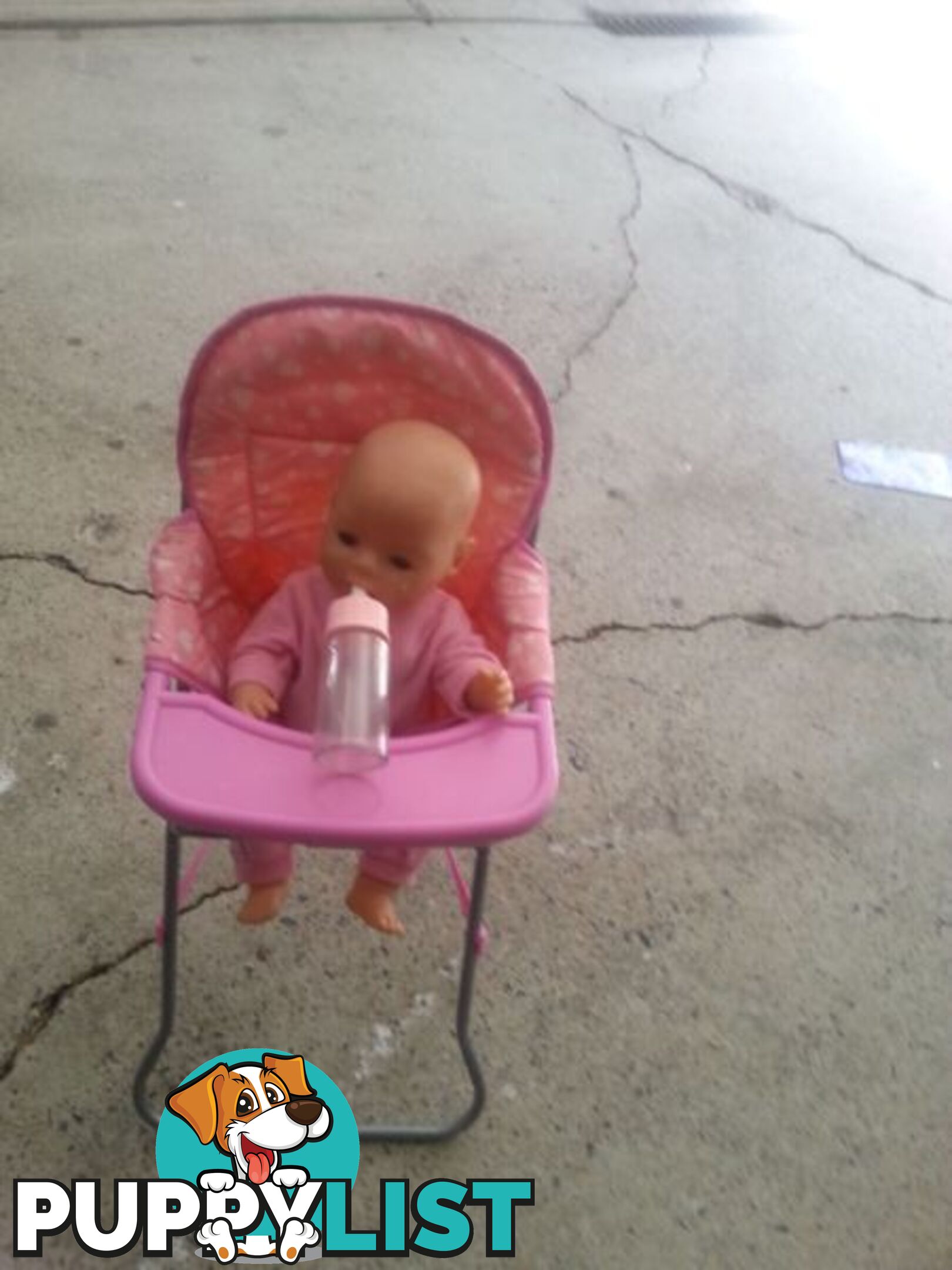 baby born in the chair