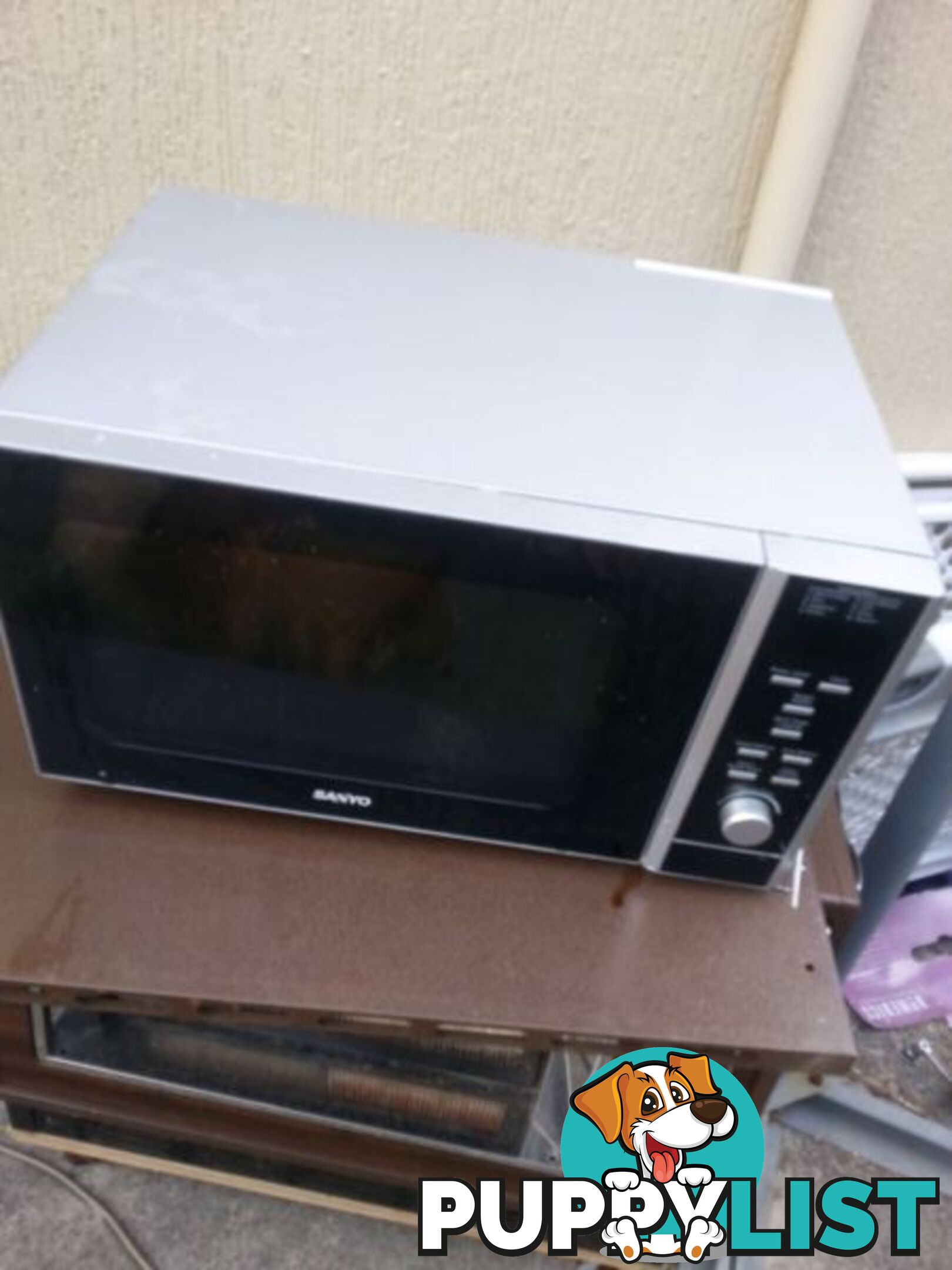 Sanyo microwave