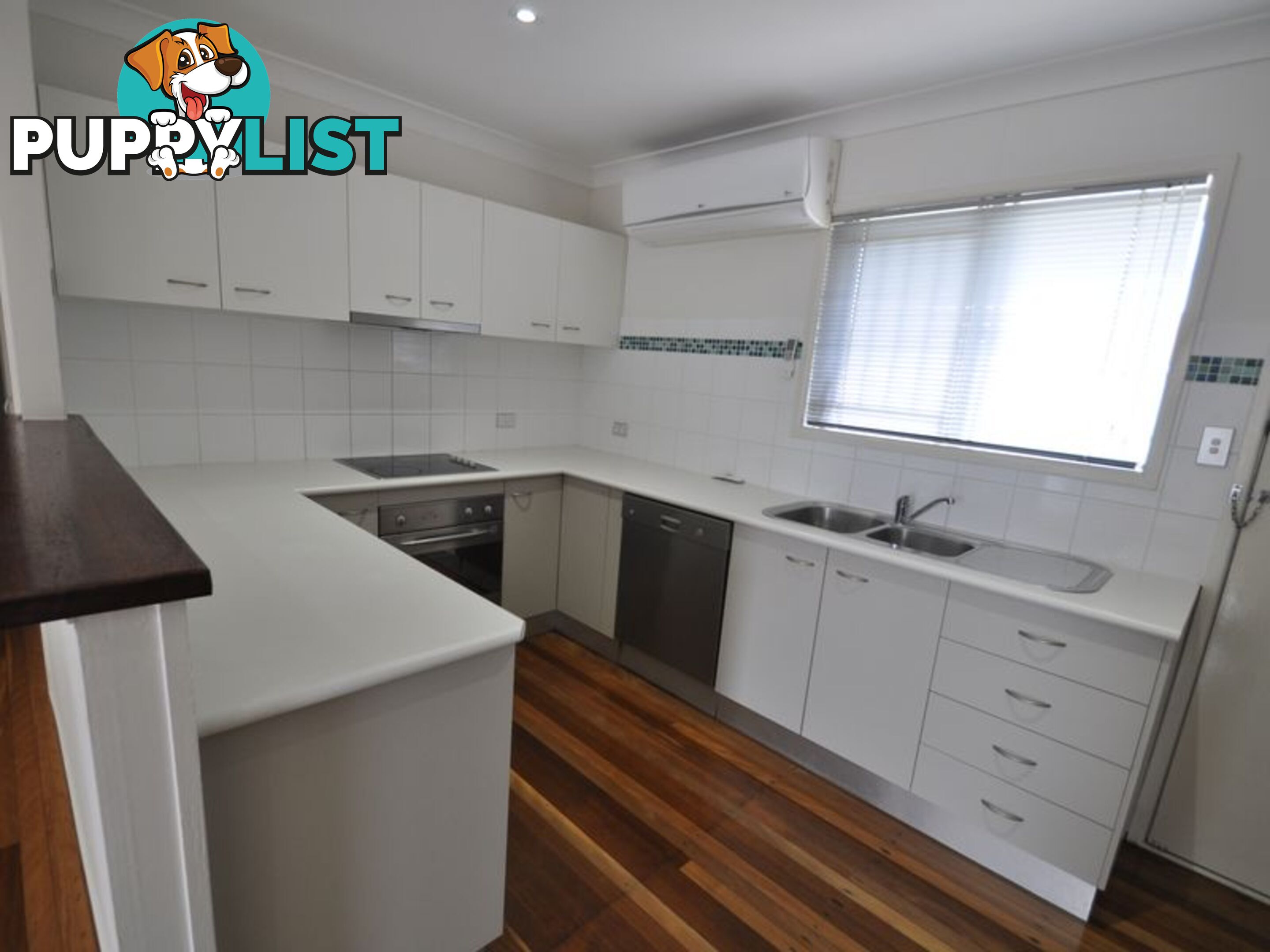 1/27-29 Agnes Street WYNNUM QLD 4178