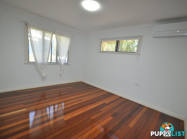 76 Penfold Parade WYNNUM QLD 4178