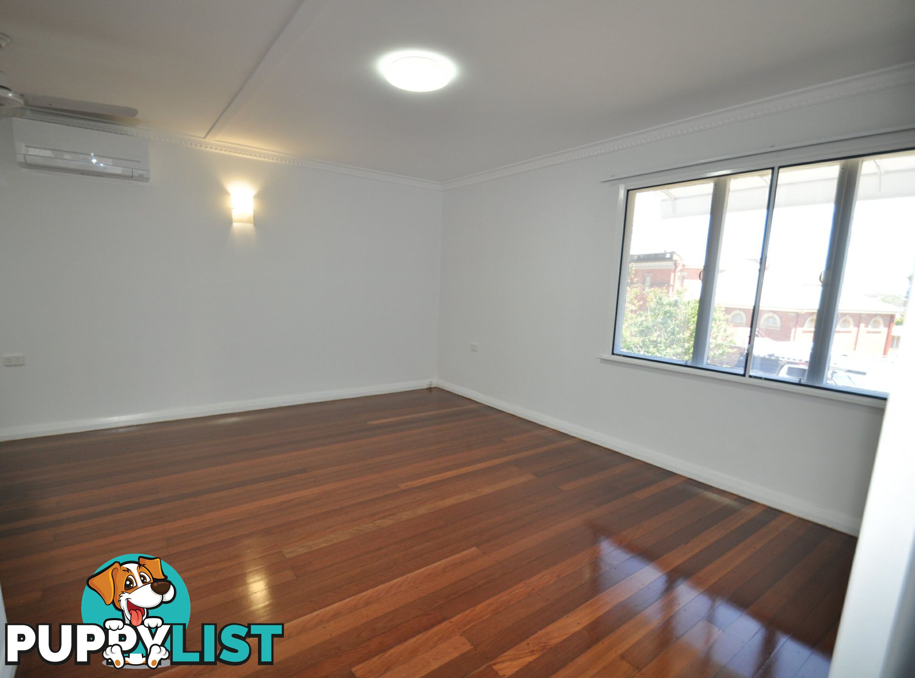 76 Penfold Parade WYNNUM QLD 4178