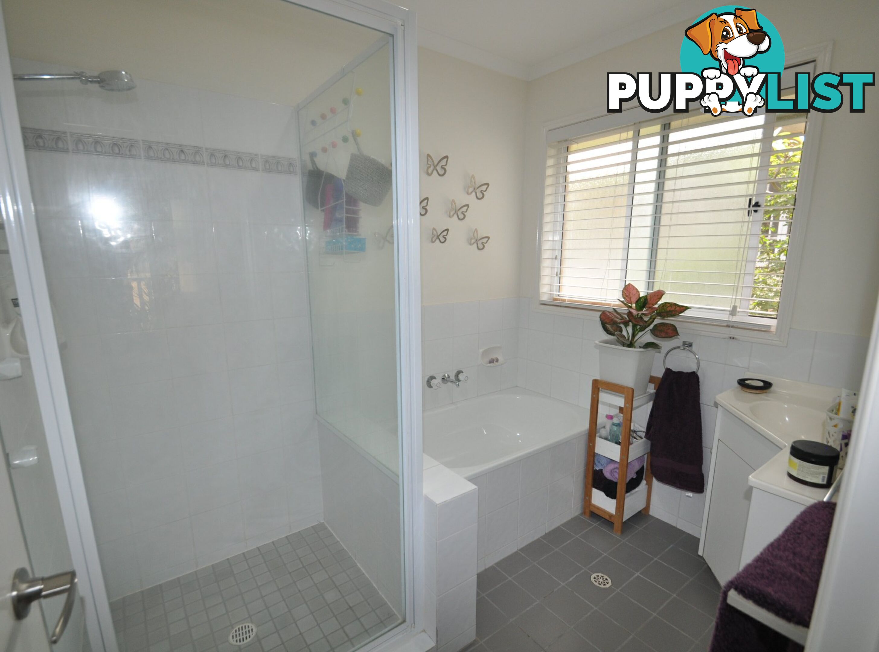 14A Oakley Street MANLY QLD 4179