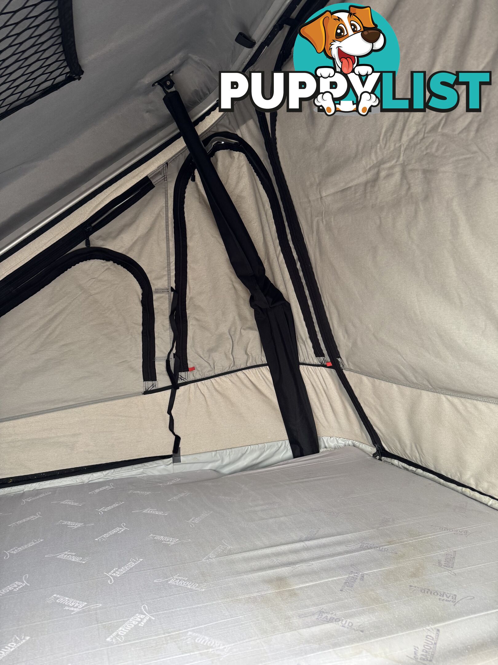 Rooftop tent James Baroud