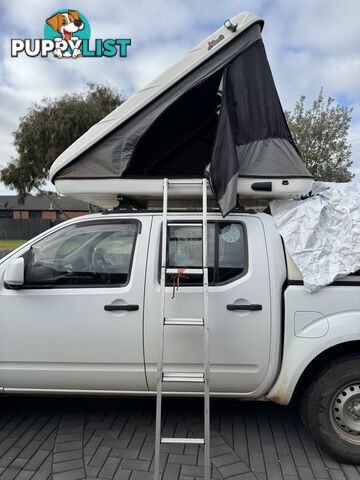 Rooftop tent James Baroud