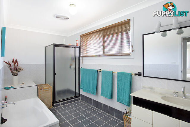 153 Rotherham Street BATEAU BAY NSW 2261