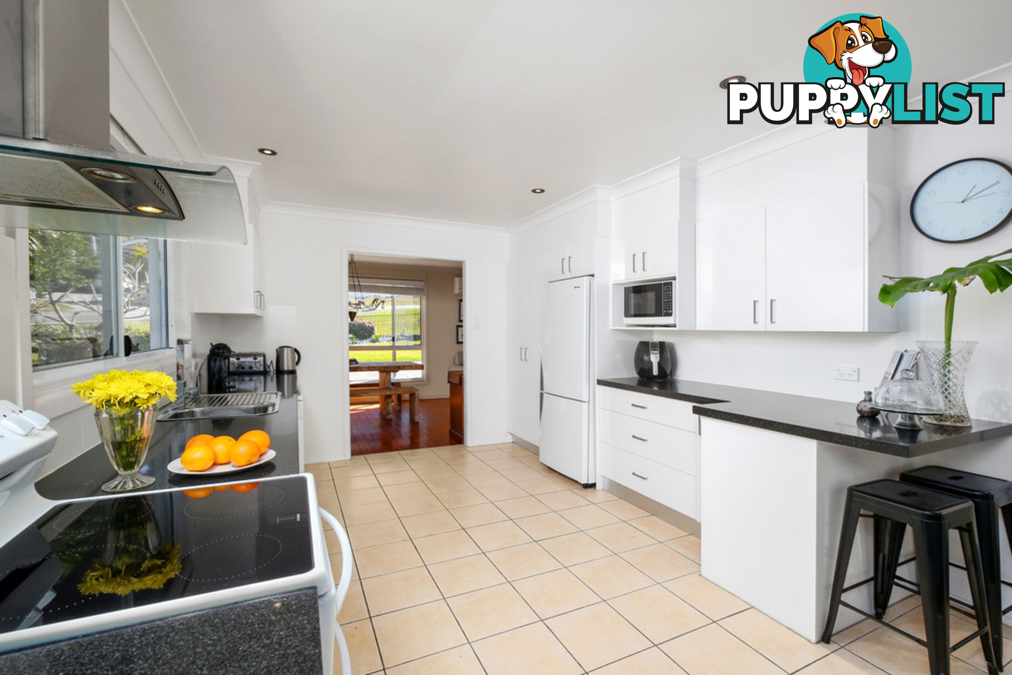 11 Hillside Drive BERKELEY VALE NSW 2261