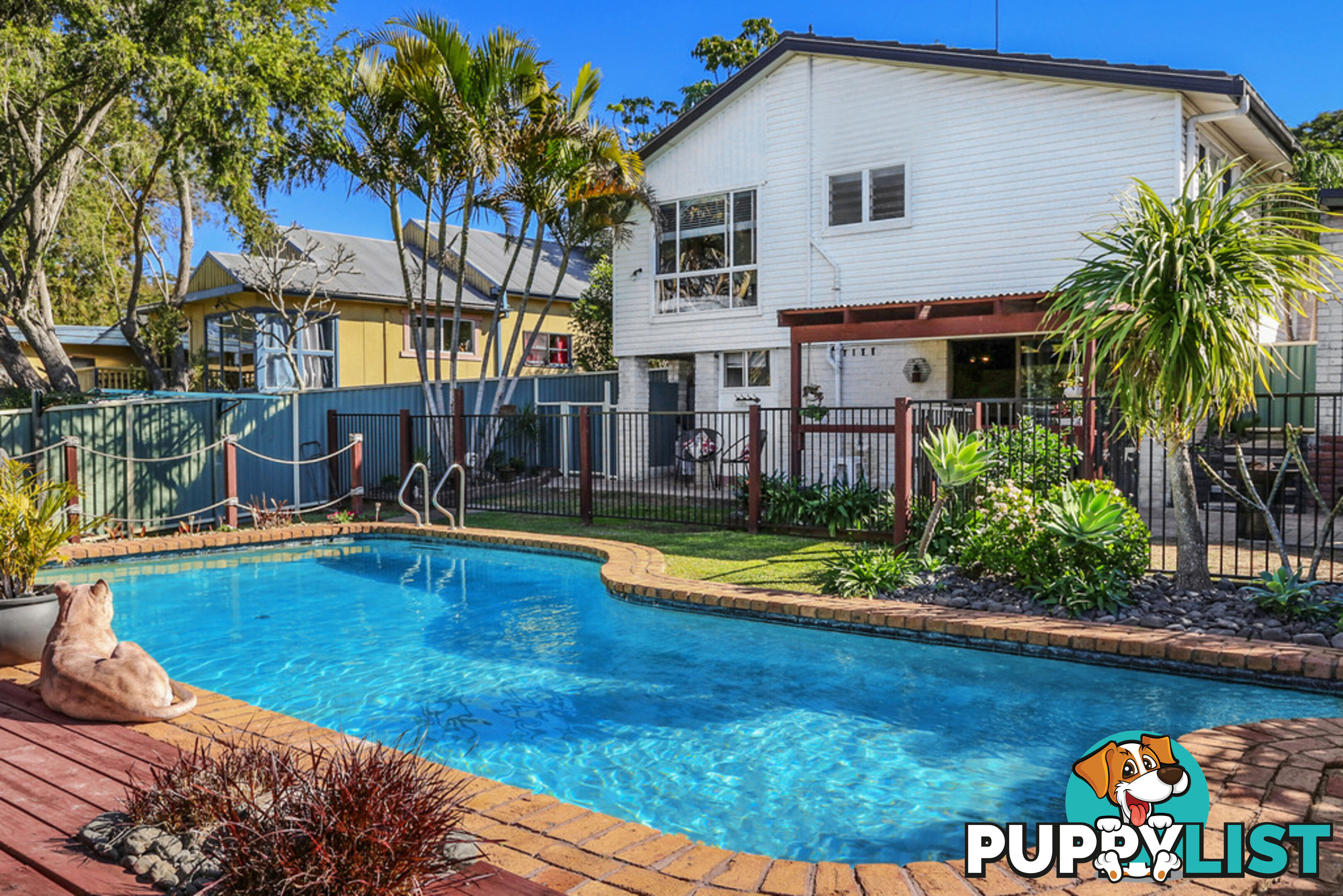 11 Hillside Drive BERKELEY VALE NSW 2261