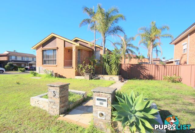 5 Nottingham Crescent CHIPPING NORTON NSW 2170