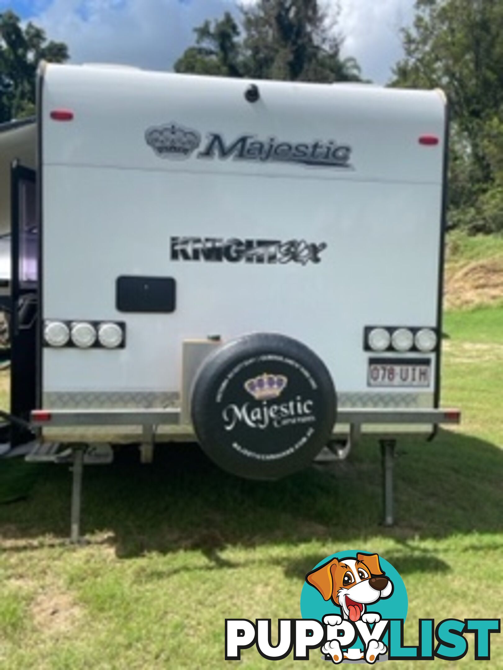 2019 Majestic KNIGHT - beautifully appointed home on wheels!