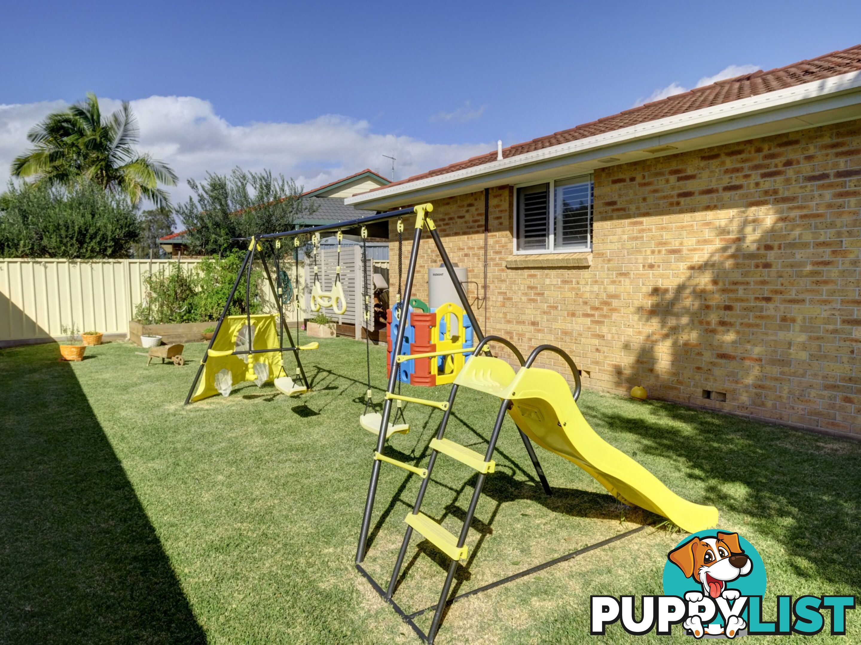 1 Colin Place FORSTER NSW 2428