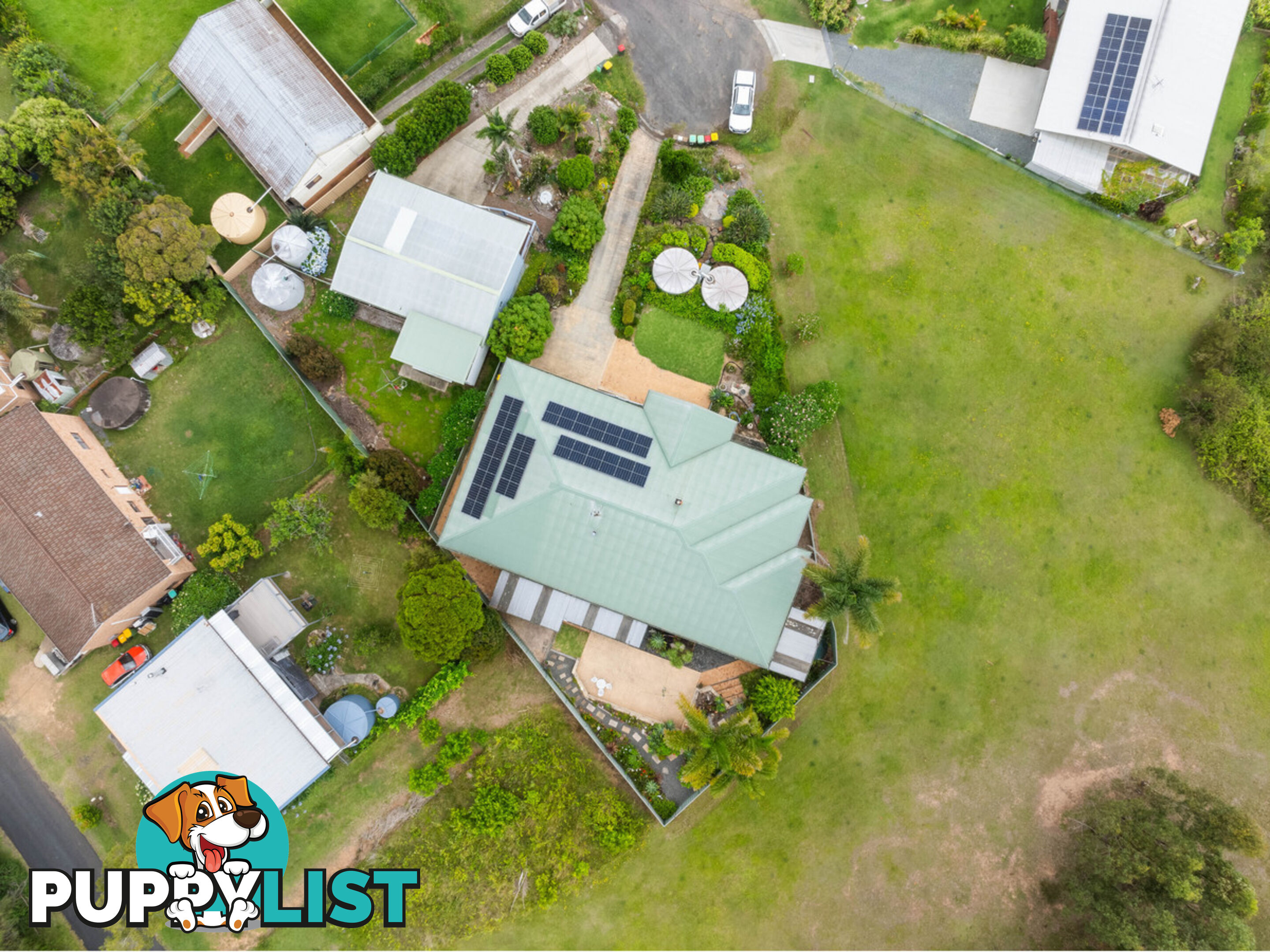 13 Illawarra Crescent COOMBA PARK NSW 2428