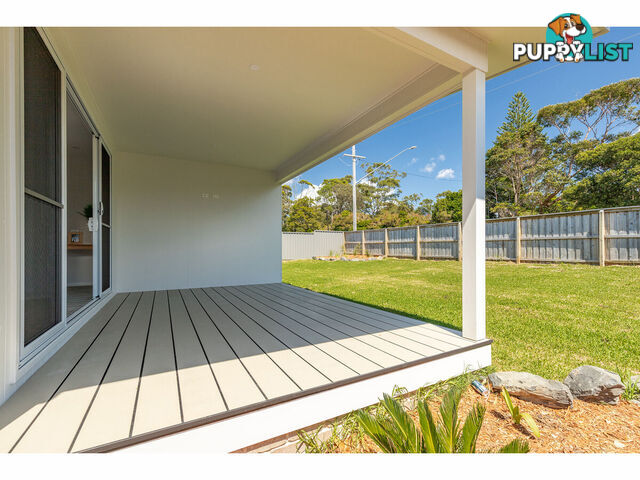 4 Silk Crescent DIAMOND BEACH NSW 2430